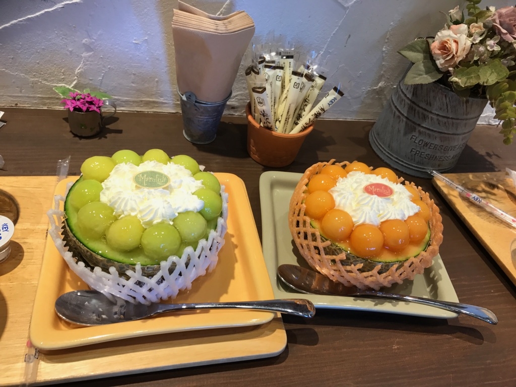 メロンパフェ