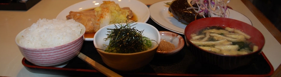 ごはんやたつや 店舗イメージ